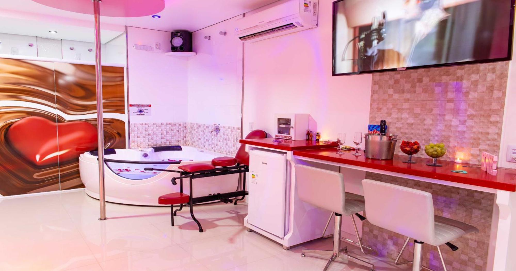 Motel Drive In T - Prolongamento Da Avenida Getulio Vargas Facil Acesso Ao Shopping Patio Chapecó Exteriér fotografie
