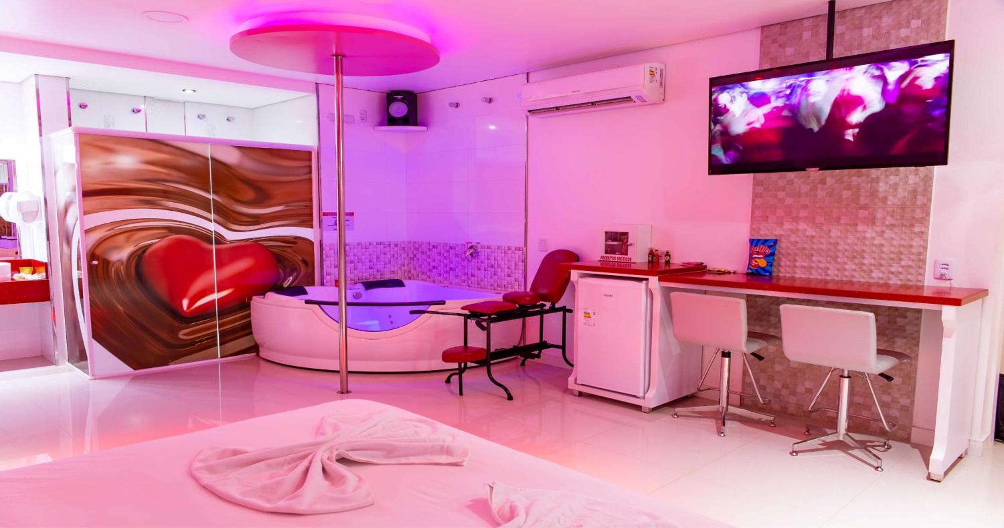 Motel Drive In T - Prolongamento Da Avenida Getulio Vargas Facil Acesso Ao Shopping Patio Chapecó Exteriér fotografie